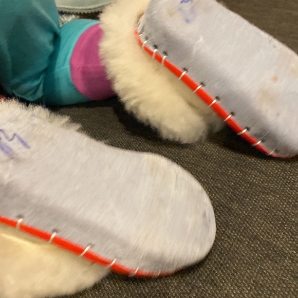 Leather Sheepskin Moccasins - Picture 6 of 6